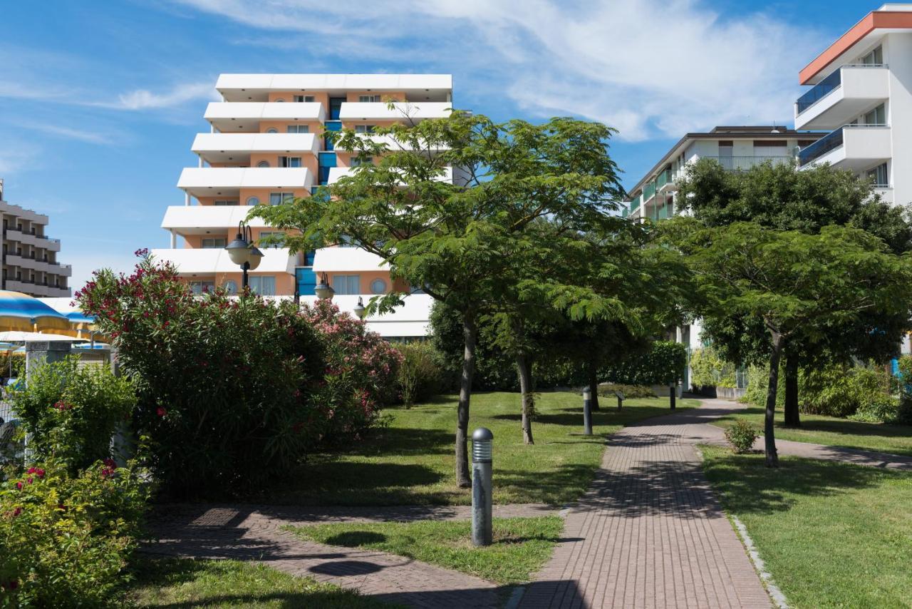 Aparthotel Holiday Bibione Exteriér fotografie