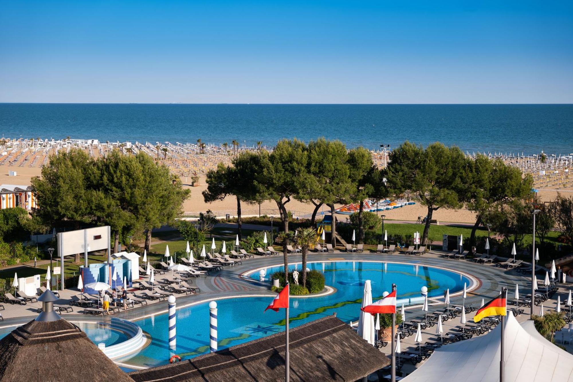 Aparthotel Holiday Bibione Exteriér fotografie