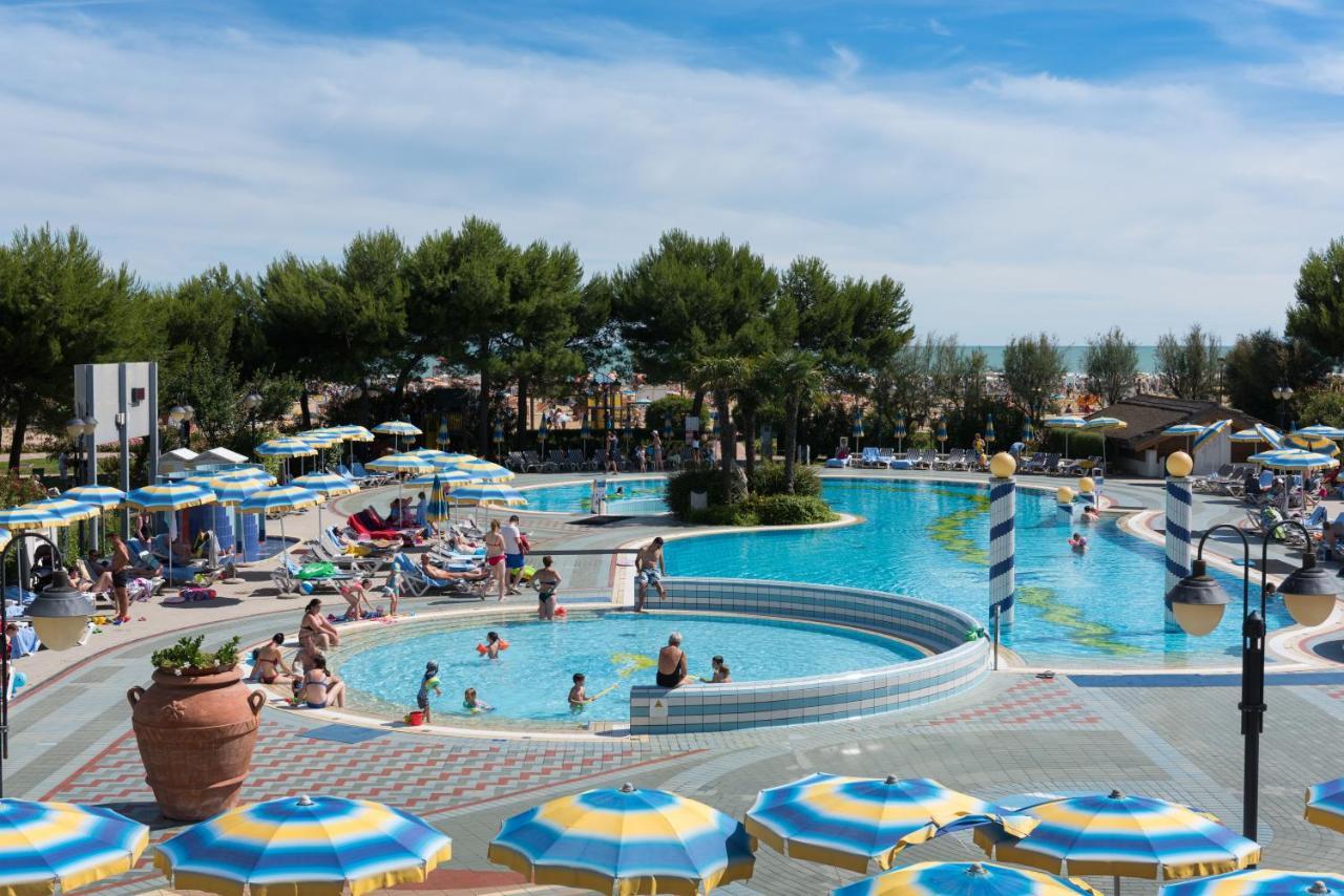 Aparthotel Holiday Bibione Exteriér fotografie